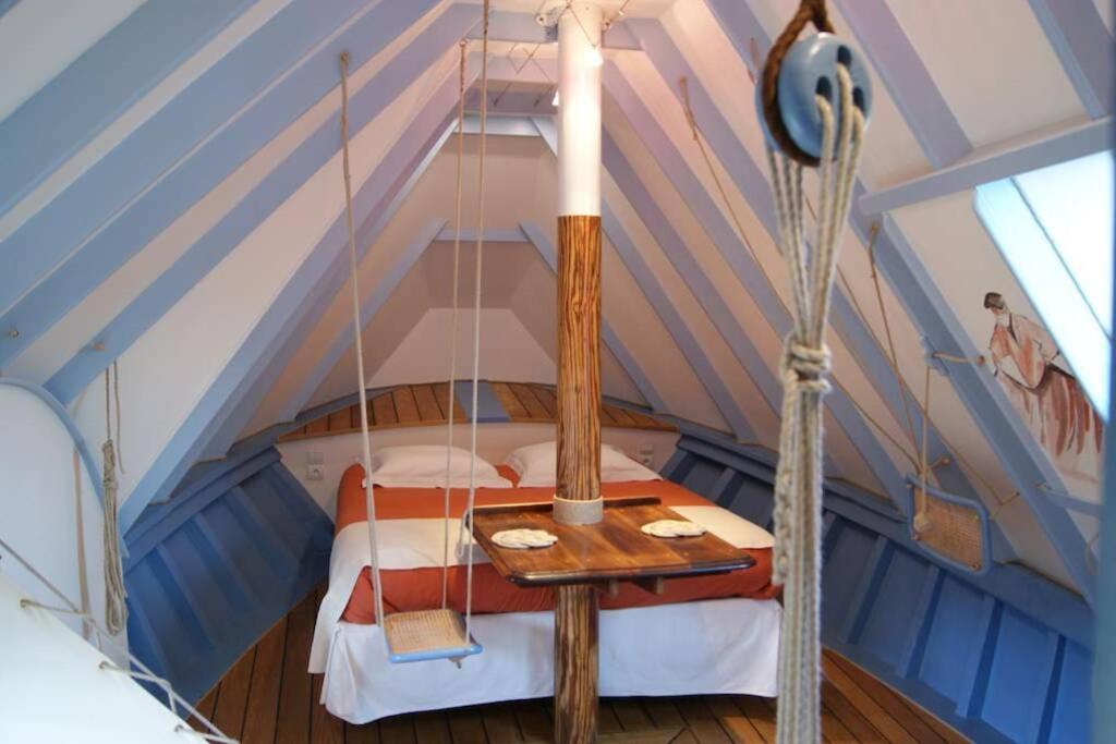 Unique et insolite, Chambre privée - La Caloge de Kastell Dinn Crozon Exterior foto