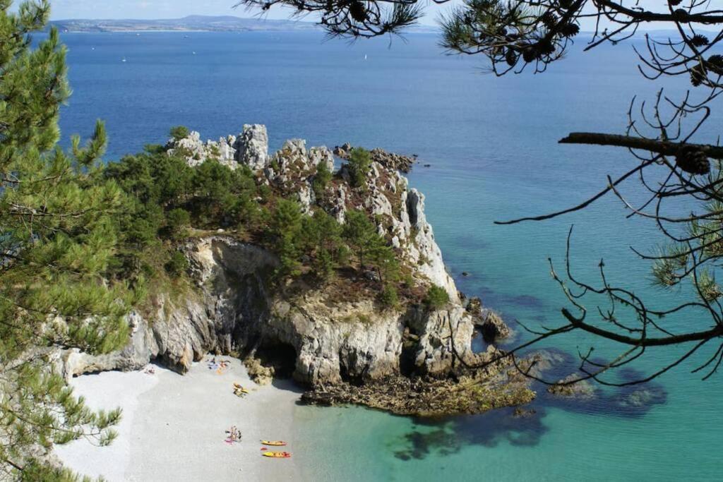Unique et insolite, Chambre privée - La Caloge de Kastell Dinn Crozon Exterior foto